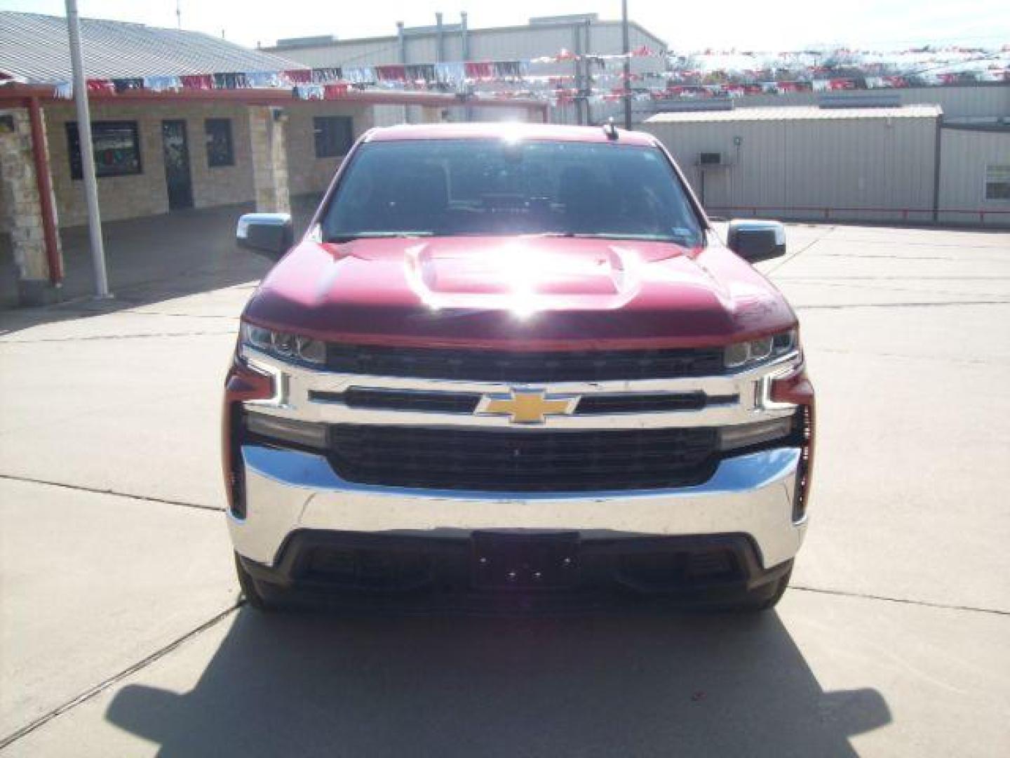 2022 Maroon /Gideon/Very Dark Atmosphere Chevrolet Silverado 1500 Limited LT Crew Cab 2WD (1GCPWCED4NZ) with an 5.3L V8 OHV 16V engine, 6-Speed Automatic transmission, located at 605 West Oak Street, West, TX, 76691, (254) 826-5852, 31.803501, -97.098549 - Photo#2