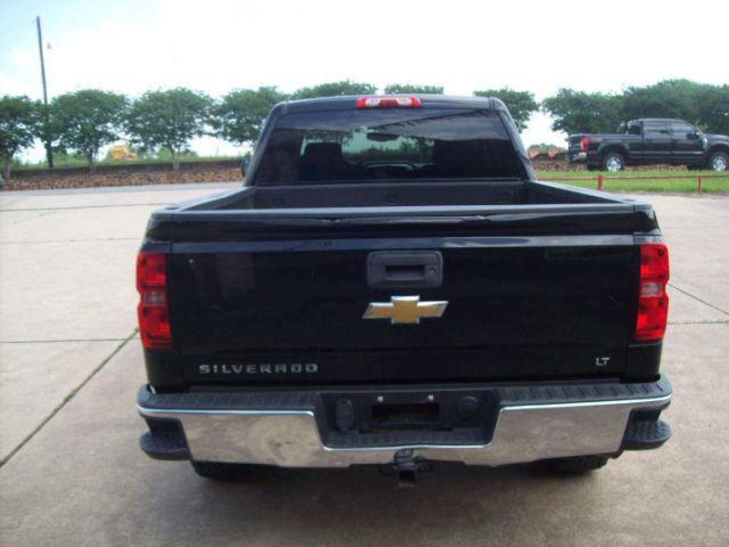 2015 Black /Dark Ash Seats w/Jet Black Interior Accents, cloth Chevrolet Silverado 1500 LT Double Cab 4WD (1GCVKREC6FZ) with an 5.3L V8 OHV 16V engine, 6-Speed Automatic transmission, located at 605 West Oak Street, West, TX, 76691, (254) 826-5852, 31.803501, -97.098549 - Photo#3