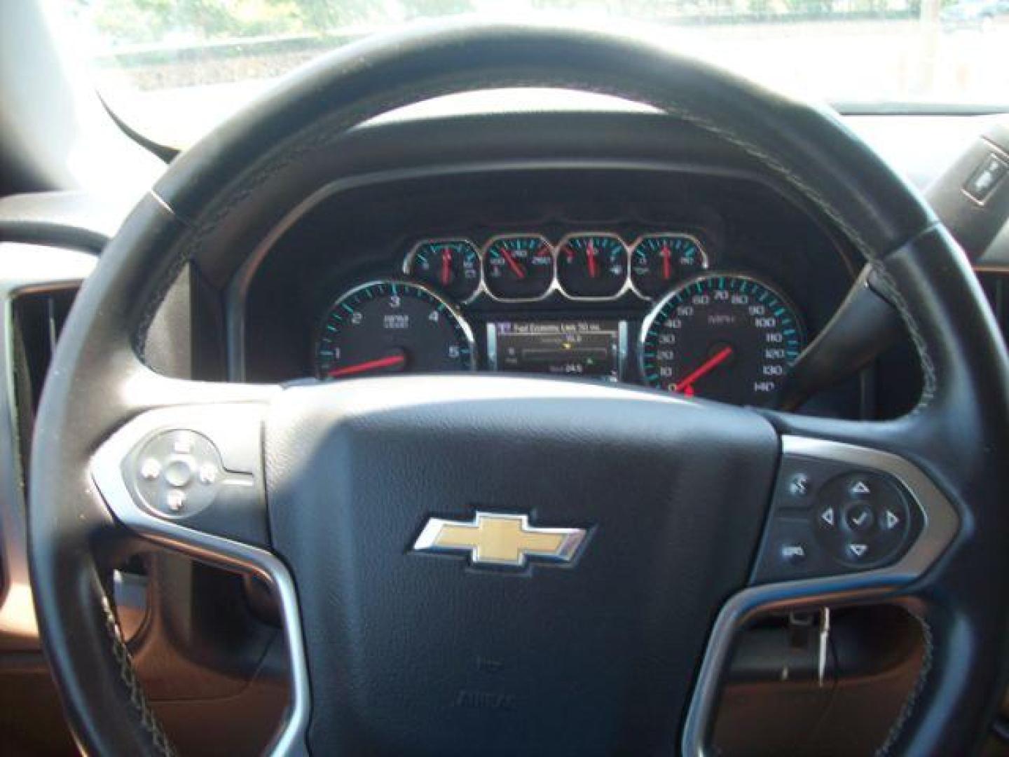 2015 Brown /Jet Black, cloth Chevrolet Silverado 1500 LT Crew Cab 2WD (3GCPCREC6FG) with an 5.3L V8 OHV 16V engine, 6-Speed Automatic transmission, located at 605 West Oak Street, West, TX, 76691, (254) 826-5852, 31.803501, -97.098549 - Photo#8