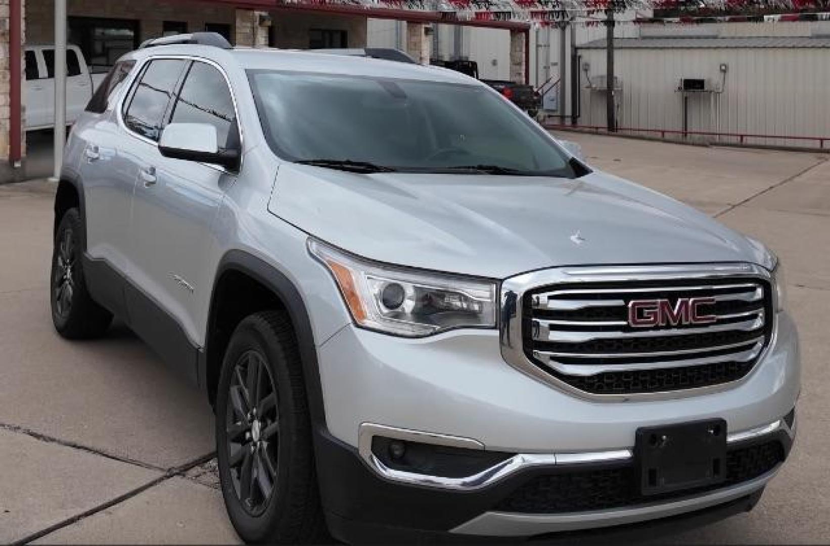 2019 Silver /Jet Black, leather GMC Acadia SLT-1 FWD (1GKKNMLS2KZ) with an 3.6L V6 DOHC 24V engine, 6-Speed Automatic transmission, located at 605 West Oak Street, West, TX, 76691, (254) 826-5852, 31.803501, -97.098549 - Photo#3